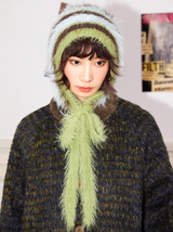 ロングヘアードフォーミンクブルー, ブラウンアンドグリーンストライプハット