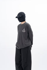 トライアングルピグメント長袖Tシャツ