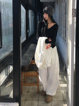 Deep V-neck see-through knit (6c)