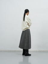 loose fit round collar pullover - ivory   