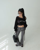 Star patch off-shoulder cropped sweatshirt