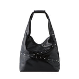 Cruma_ Black