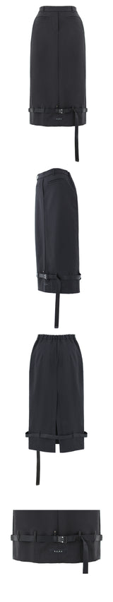 BELT SKIRT IN BLACK 