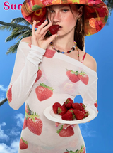 インストック 🍓ボートネックストロベリープリントミニボディコンドレスオアトップ