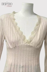 Daisy V-neck Lace Long Sleeve T-shirt