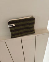 Two-tone terry flat pouch - brown , M size