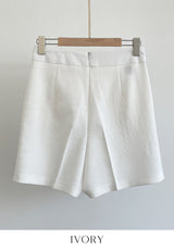 Cornell Summer Tweed Button Short Pants