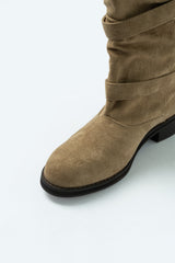 Suede buckle boots_beige