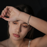 pearl chain brace