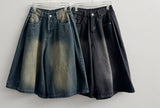 Mews Waistbanding Vintage Washed Side Pintuck Denim Bermuda Shorts