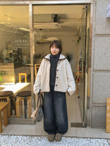 Bigget Collar Wool Mustang Fur Jacket