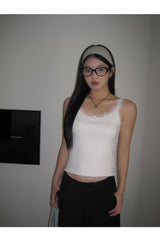 House lace white sleeveless top