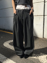 [Two-way] Sica Stripe Sagging Pintuck Pants