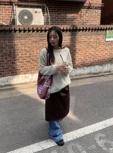 ナユヘアリップネックルーズニット