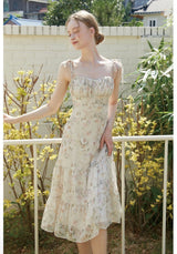 Daphne flower dress Ivory