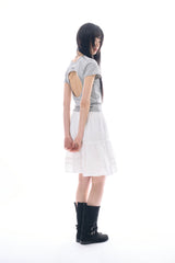 シートンカットアウトクロップTシャツ