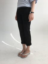 Laura Frill Capri Pants (2color)