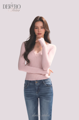 Daisy V-neck Lace Long Sleeve T-shirt