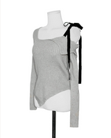 [ special ] aura black ribbon one - shoulder NT TOP