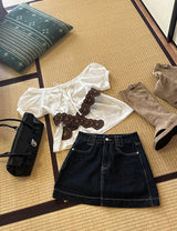 Haku Off-Shoulder Short-Sleeved Blouse