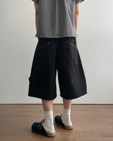 Pore Eyelet Bermuda Pants