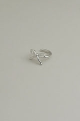 Teeny Ribbon earcuff (Silver / Select Side) 