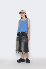 Pig over sleeveless T
