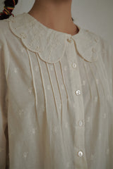 Cottage Embroidery Garden Blouse [Ivory]