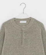 [unisex] Hindley Boucle Henley Neck Over Knit