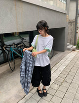 [unisex] Woven Button Pintuck Bermuda Wide Banding Pants