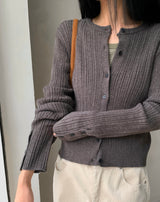 [ORIGINAL] Clue Punch-Detail Long-Sleeve Cardigan