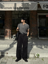 Deek zipper henry-neck short sleeve knit