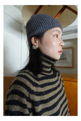 champagne sticker earrings
