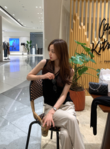 Rear V-neck Sleeveless Knit / 3 colors