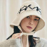 VA Digital Logo Cozy Knit Bonnet Hat / Cream&Black