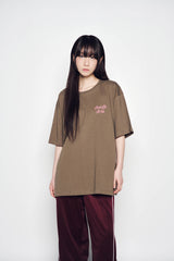 25SS アウトラインスクリプトロゴ半袖Tシャツ ココア