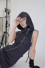 HIGHNECK DRAPE HOOD ZIPUP DRESS