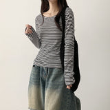 Brae U-Neck Dangara Round Long Sleeve T-Shirt