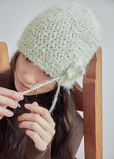Clover Broach Beanie - Pistachio
