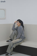 Retro-strip loose fit knitwear