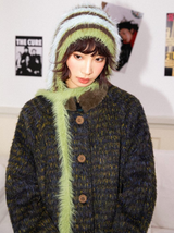 ロングヘアードフォーミンクブルー, ブラウンアンドグリーンストライプハット