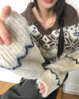 Neul Nordic Color-Block Collar Loose-Fit Long-Sleeve Knit