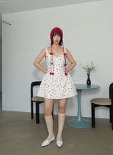 VINTAGE CROCHET LACE BONNET HAT IN RED