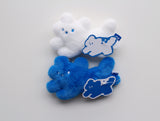 [Doll keychain resembling a fluffy cloud] ホワイトドッグブルーペールブルーココア