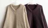 Disco Pop Duc Thick Sleeve Punching V-Neck Knit