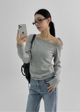 [MADE] ヒブリアンバルオフショルダーニット Wool 50%
