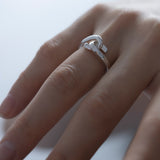 goofy knot ring