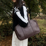 Oat pocket leather shoulder bag [Brown color only]