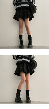 Lace Kang Kang Miniskirt