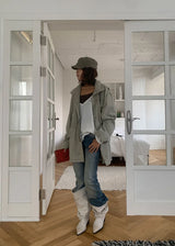 LOW FLARE BOOTS CUT DENIM